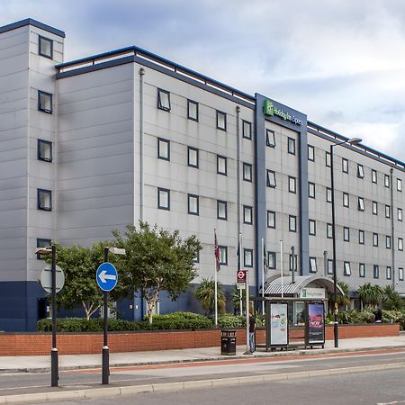 Holiday Inn Express Royal Docks By Ihg London Exterior photo